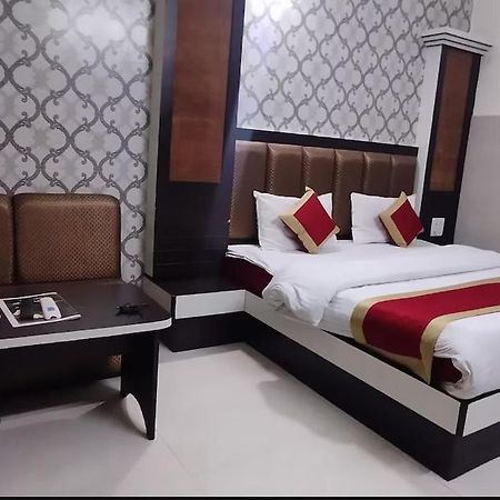 Trimrooms Trinity Katra كاترا المظهر الخارجي الصورة